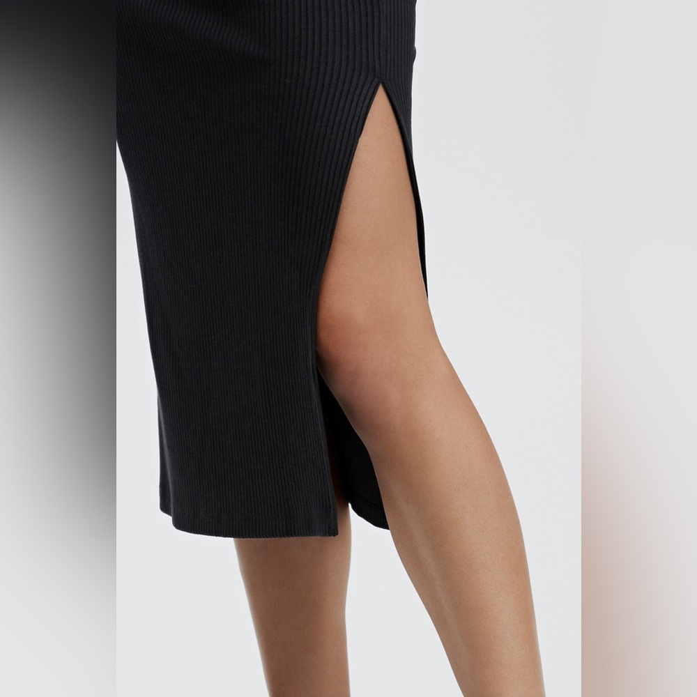 Fabletics Aubrey Rib Dress - Picture 2 of 7